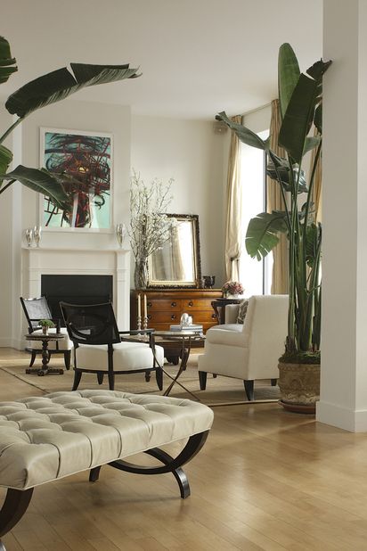 Premium Photo | Bedroom decor home interior design traditional colonial  style
